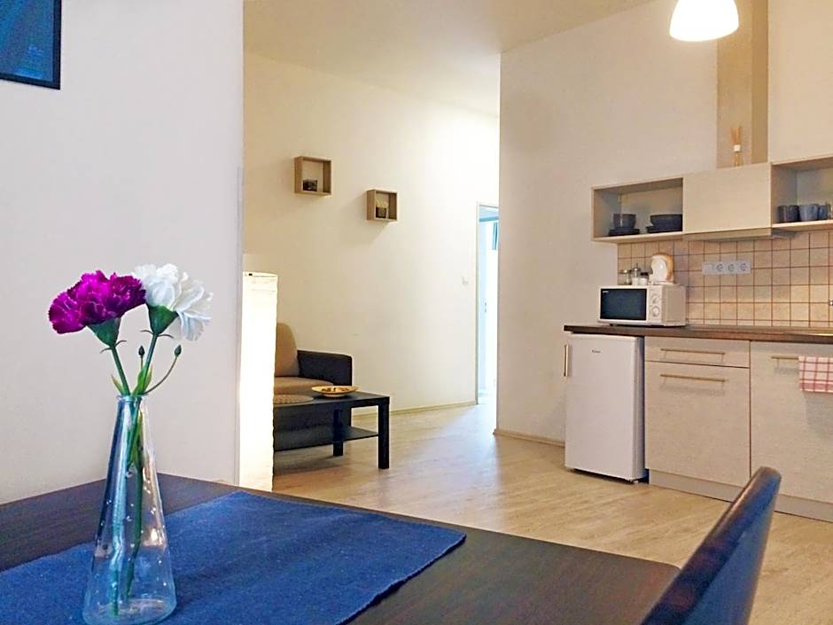 Zoom-Budapest Apartments