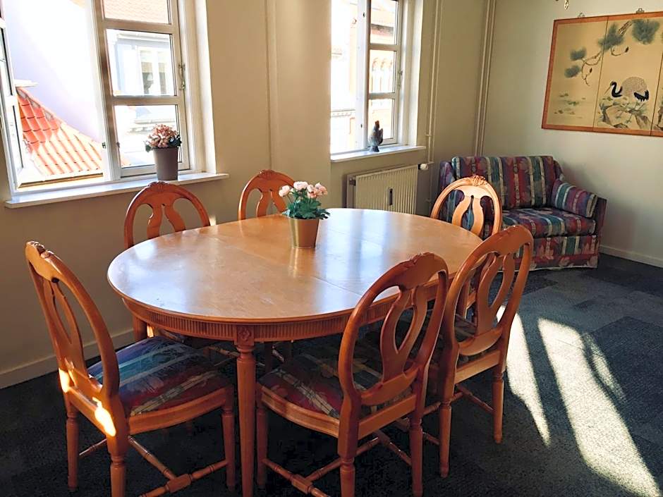 City Hotel Apartments