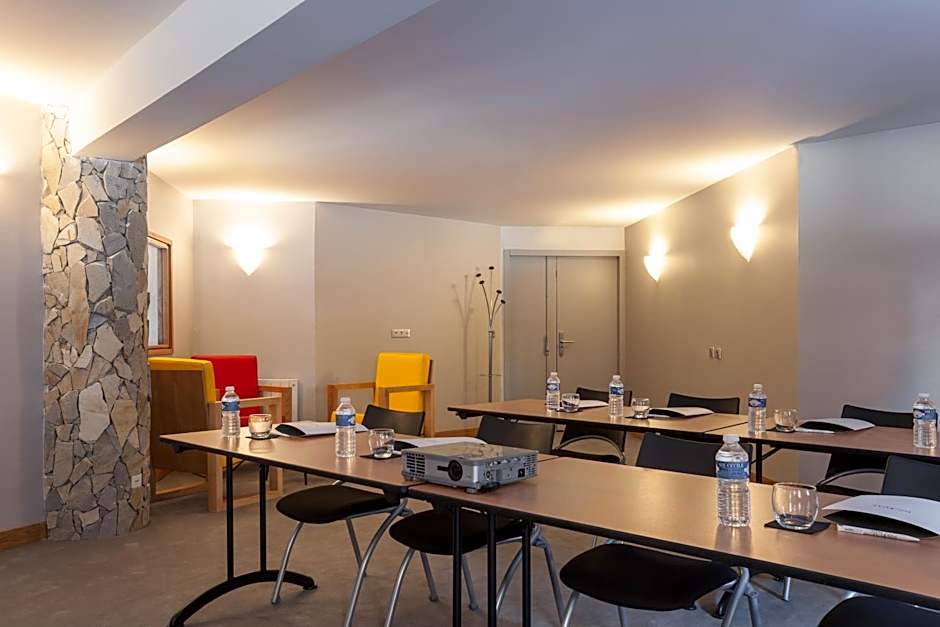 Royal Ours Blanc Boutique Hotel & Spa