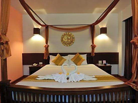 The Ligor City Hotel