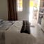 Alba 2 apartamento y Alba 3 habitación con baño