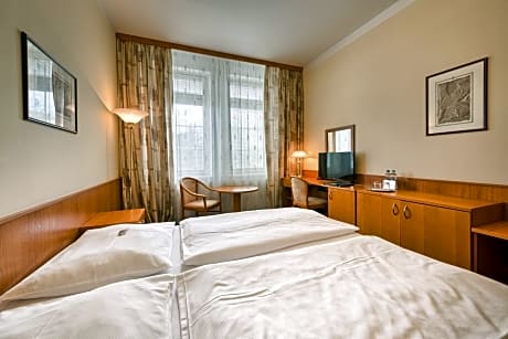 Standard Double or Twin Room (Only Adults)