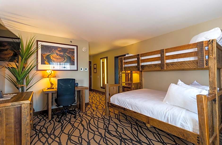 The Grand Hotel at the Grand Canyon