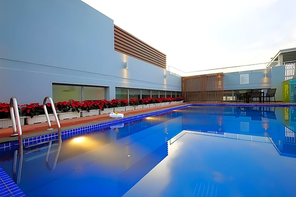 AURORA WESTERN VILLAGE