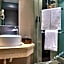 Ease Hotel (Ningbo Tianyi Sqaure Jiangxiaqiao Metro Station)