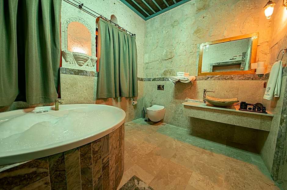 Ares Cave Suites