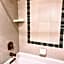 Sand Pebbles Inn