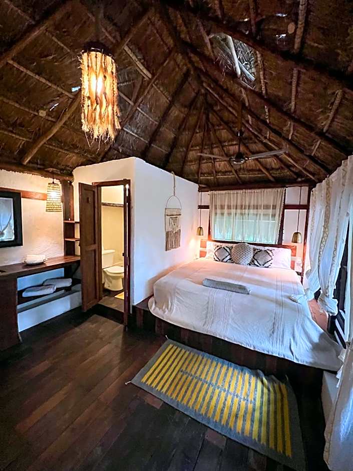 Villa Santuario Lake front Oasis