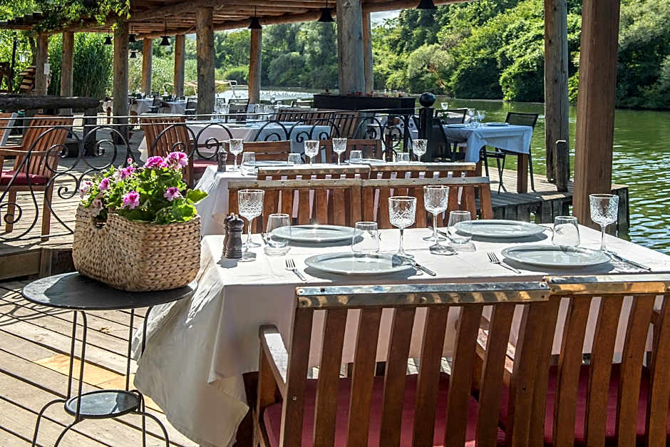 Wineport Lodge Agva Riverside Hotel & Winery