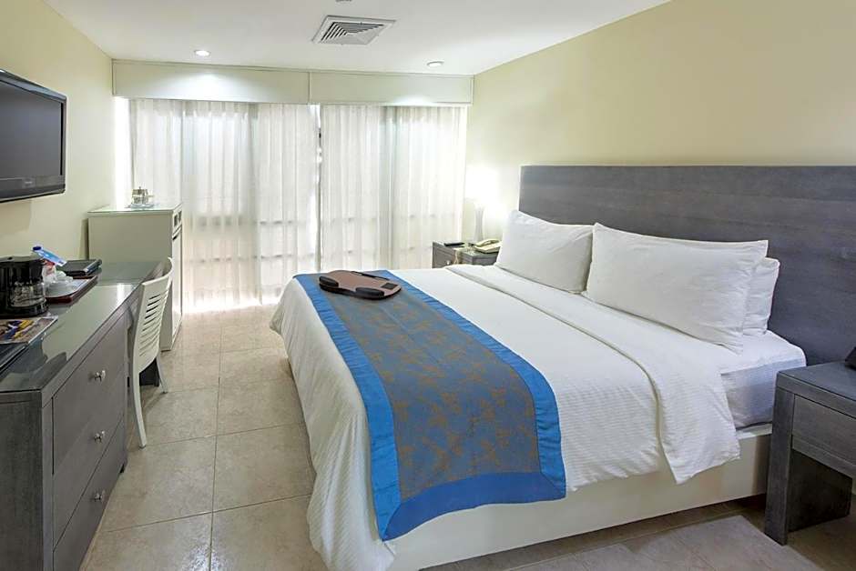 Hodelpa Centro Plaza Hotel