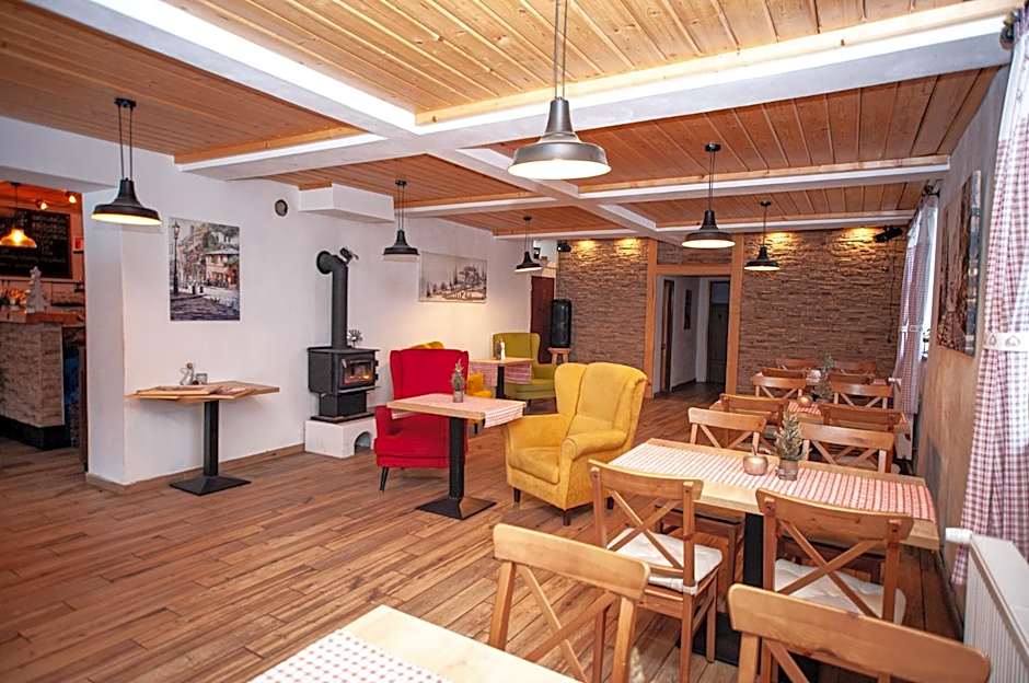 Hostinec pod úbočou