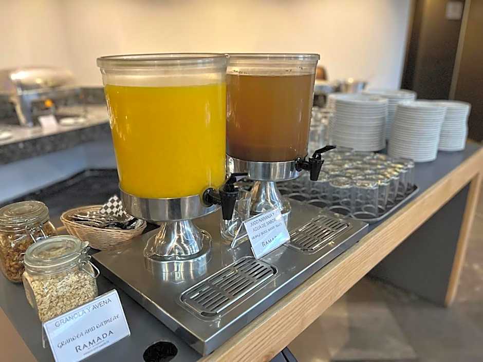 Ramada by Wyndham Mexico City Santa Fe