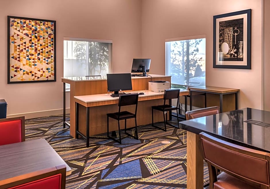 Holiday Inn Express Reno Airport, an IHG Hotel