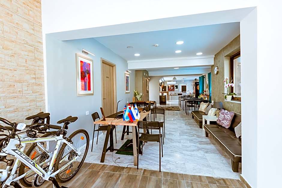 Gregory Comfort Hotel