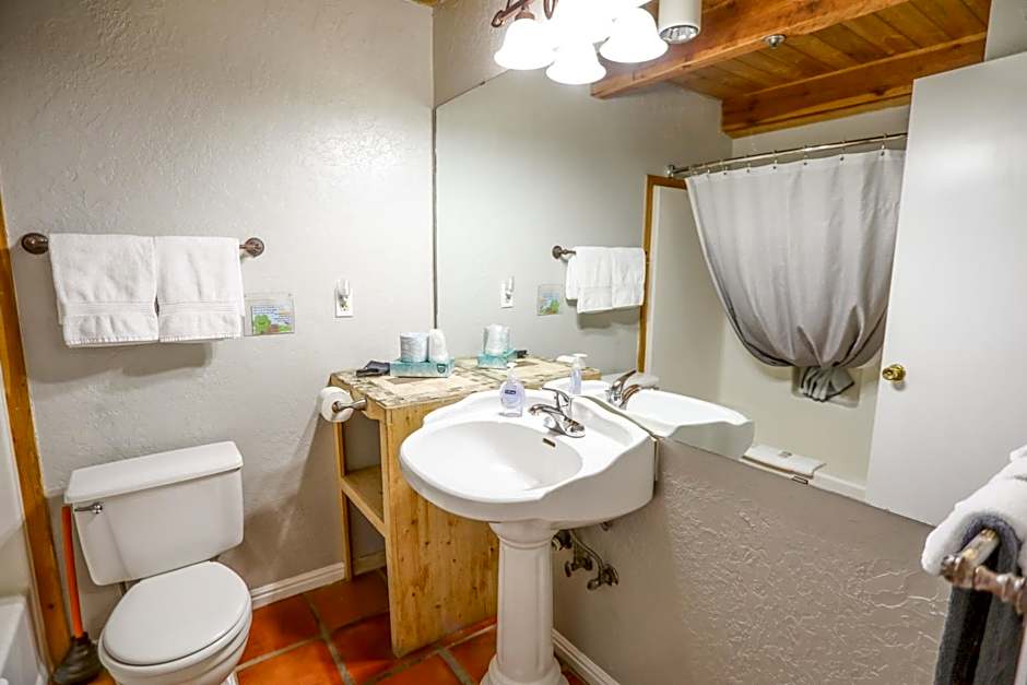 The Boulder Creek Lodge