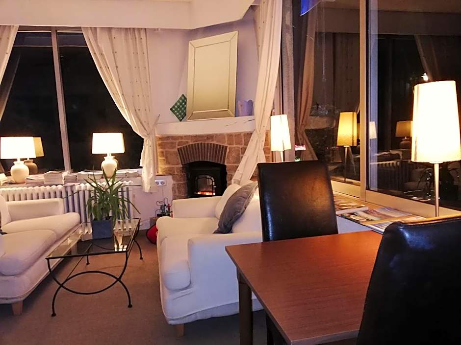 Hotel Cayrons Vence & St Paul de Vence
