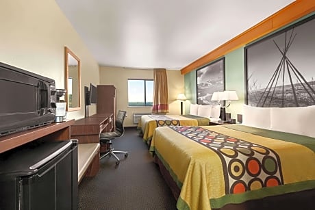 2 Queen Beds Efficiency Non-Smoking