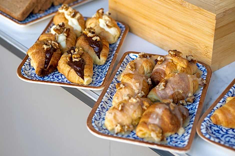 Costa De Luxe Suites