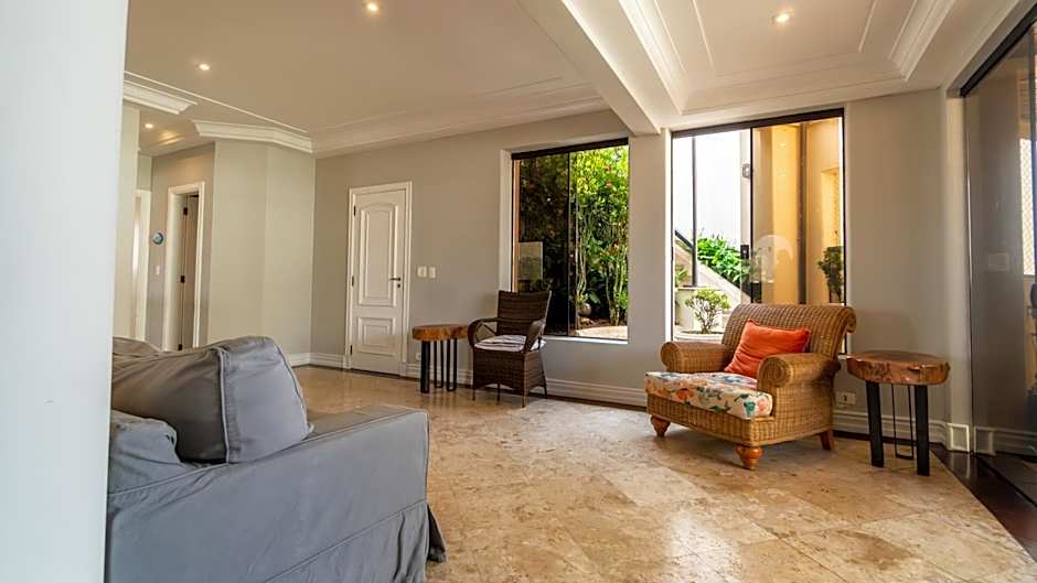 Triplex a 300 metros do mar - Guarujá Enseada - Prime Lok