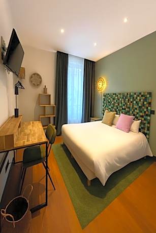 Urban Jungle Hotel Orleans --- ex Grand Hotel