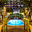 Sun Harbour Boutique Hotel