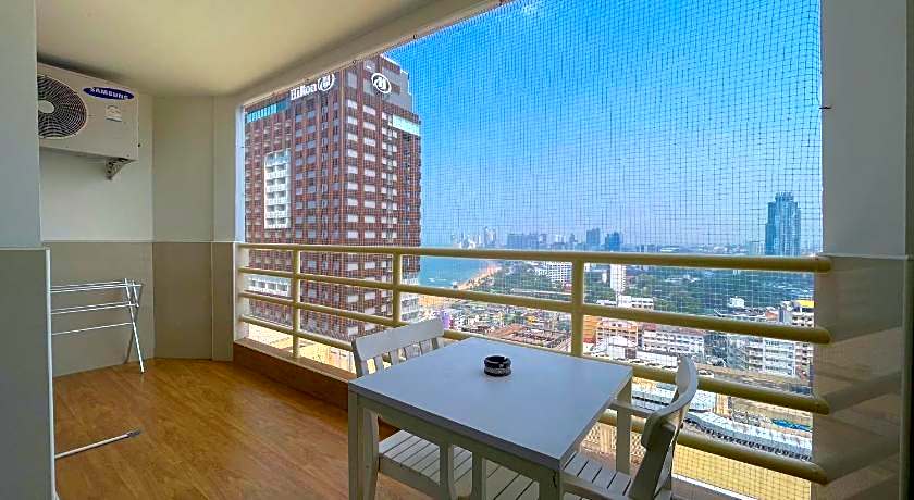 View Talay 6 by Pat 42