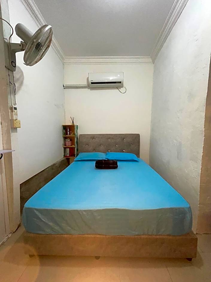 Z&Z Budget Room