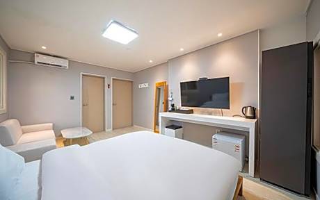 Daegu Hwanggeumdong Hotel TOP365