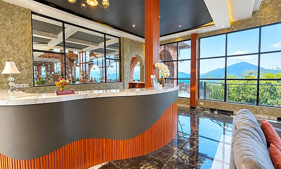Caldera Hotel & Restaurant