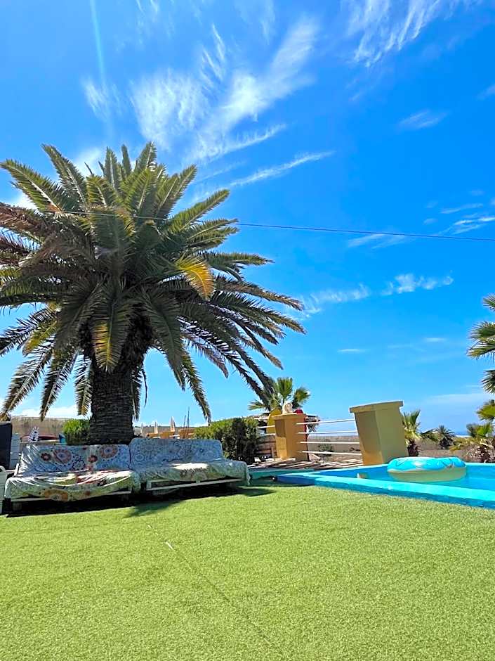 Adeje - TwinFin Hostel & Surf Yoga Camp