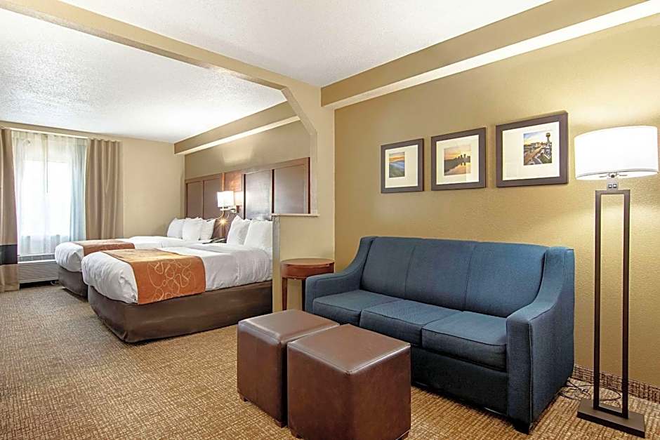 Comfort Suites Knoxville Airport