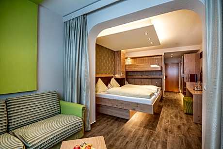 Family Room with Mountain View