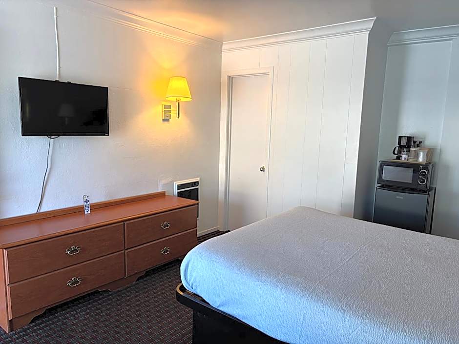Lark Motel Willits