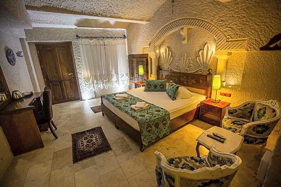 Hermes Cave Hotel