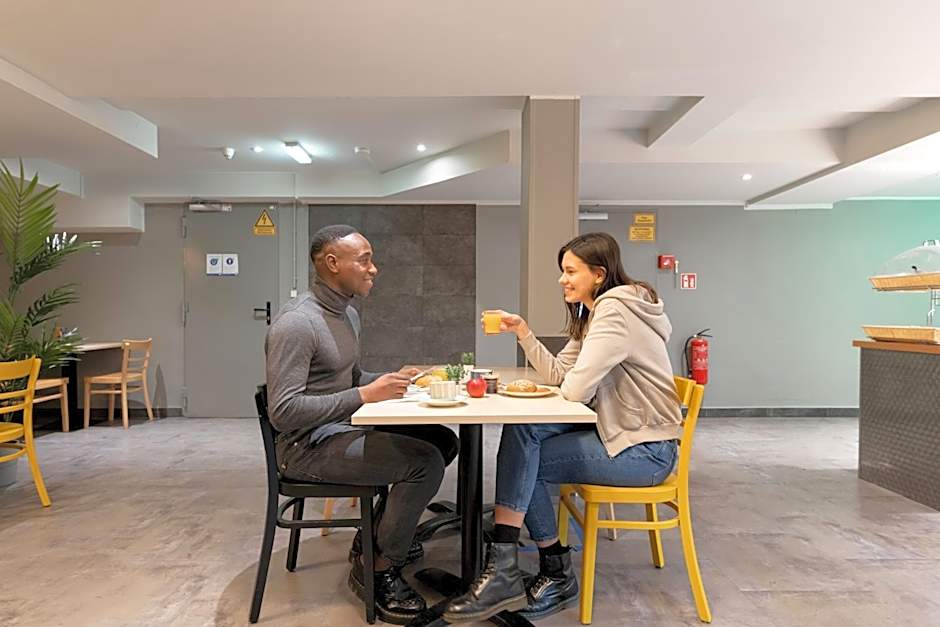 A&O Hamburg Hammer Kirche