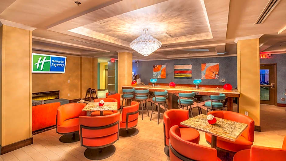 Holiday Inn Express Wichita South By IHG