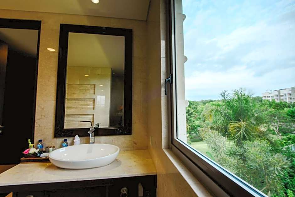 Luxury Apartment at AYANA Residences