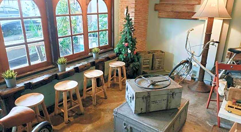 Sattahiptale Boutique Guesthouse & Hostel