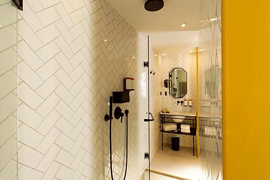 COQ Hotel Paris
