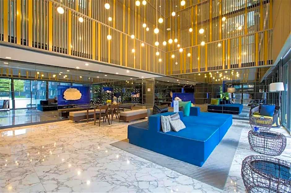 The Deck Patong by VIP