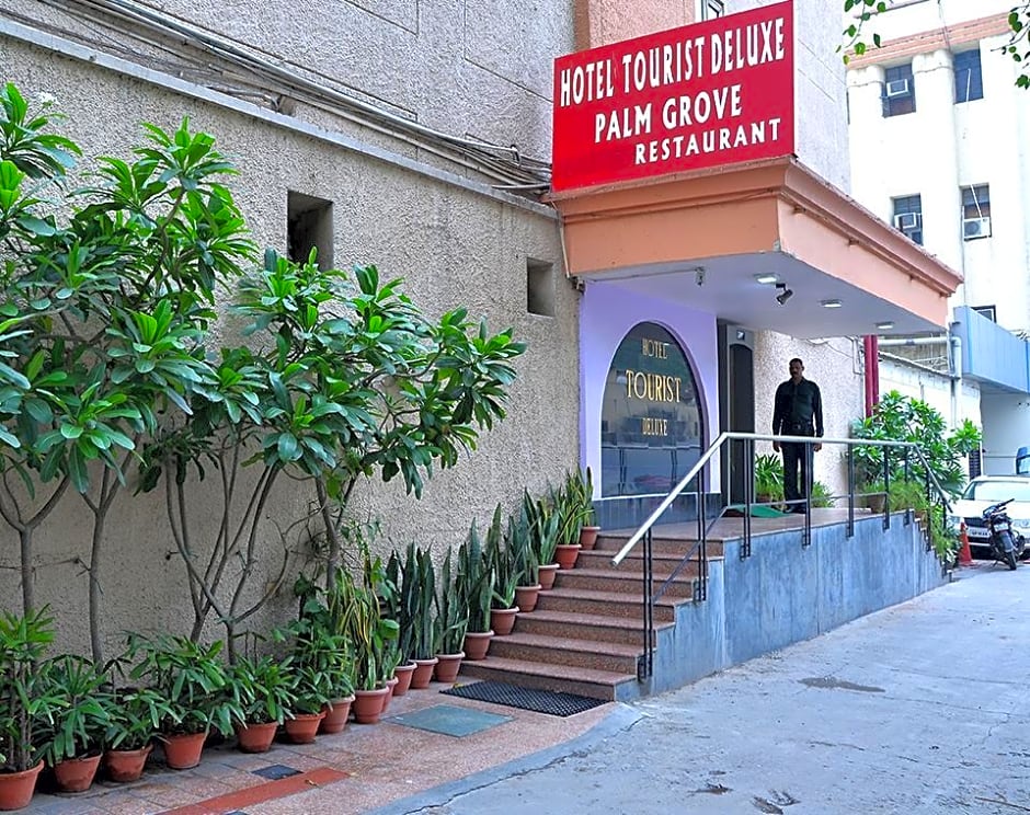 Hotel Tourist Deluxe