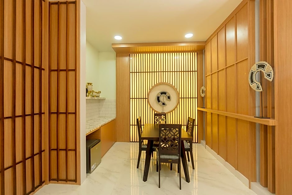 Hakata Lejja near Natural Hot spring