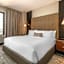Cambria Hotel Houston Downtown Convention Center