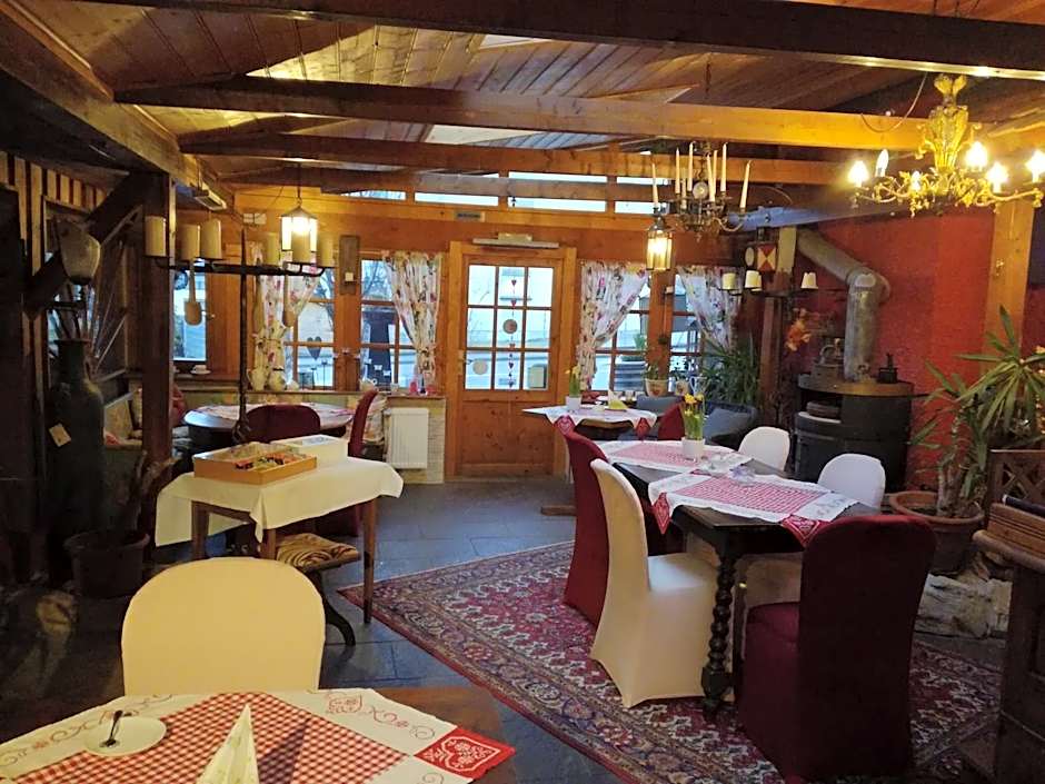 Alte Schreinerei-Auberge Harlekin