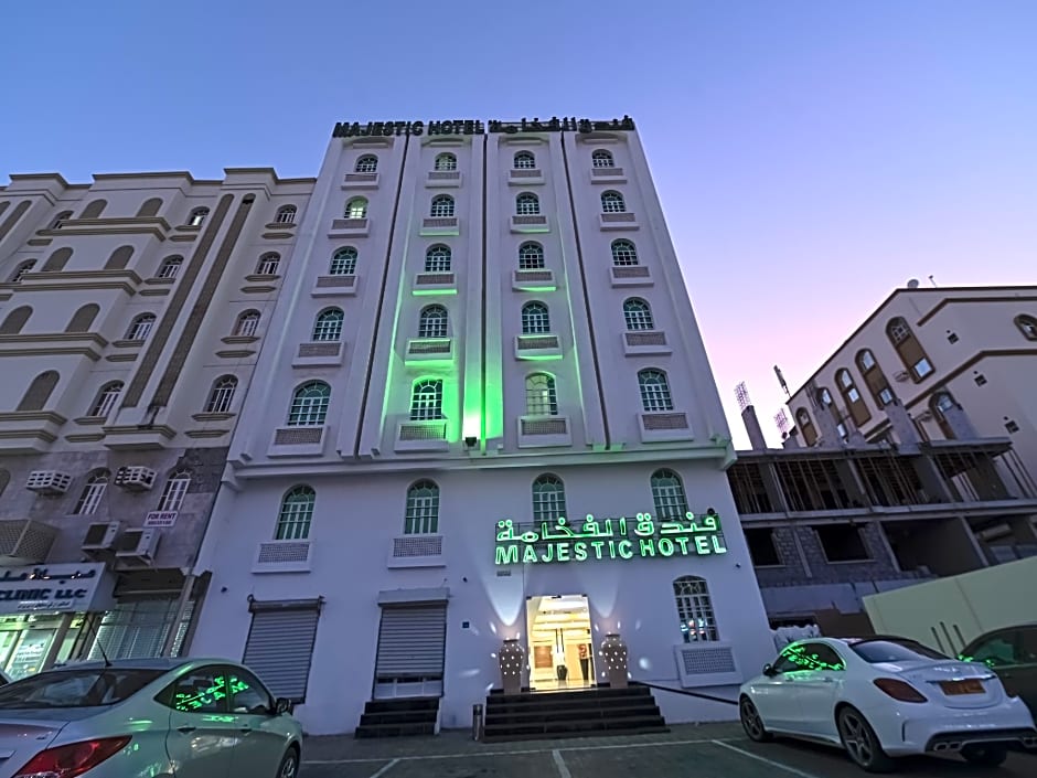 OYO 117 Majestic Hotel