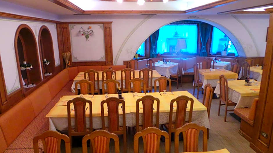 Hotel Pordoi - Fam Furgler