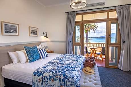 Bermagui Beach Hotel
