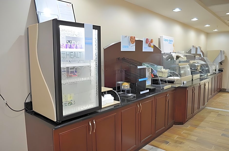 Holiday Inn Express Madison By IHG