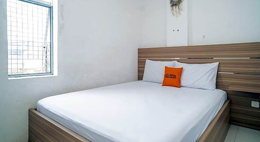 KoolKost near Mangga Besar Station