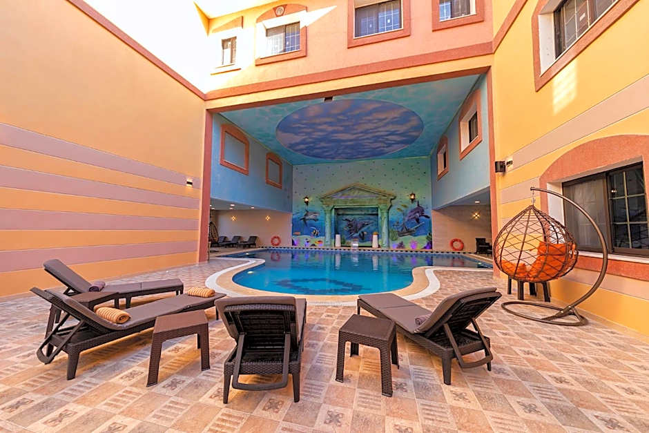 Petra Canyon Hotel